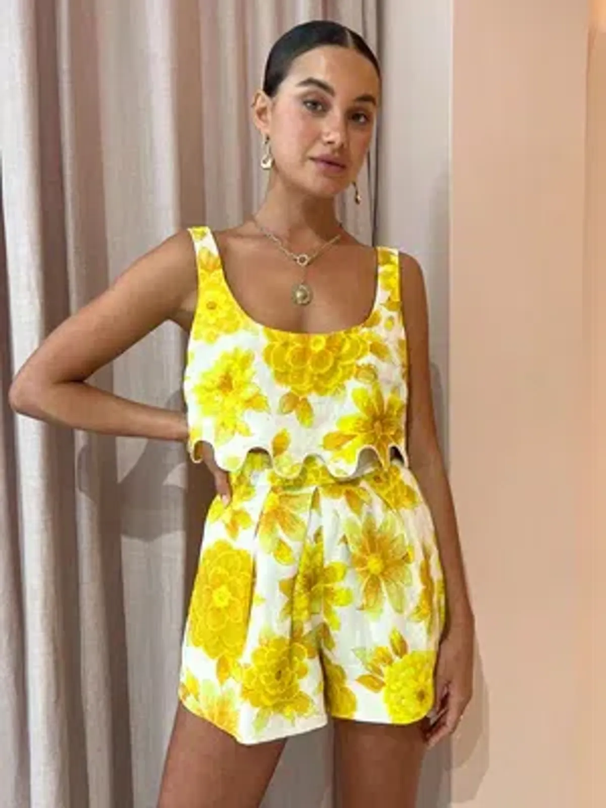 Alemais Sonny Sculpt Crop Top and Shorts Mini Set Floral Lemon Size 8 - Image 2
