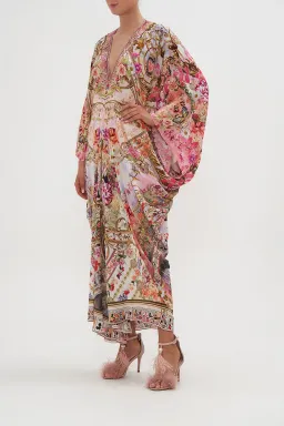 Camilla Minnie Mouse Magic T Shape Long Kaftan One Size for rent on The Volte - image 4