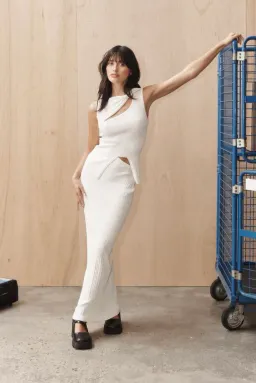 Henne Romee Knit Top and Skirt Set White Size 8 / S for rent on The Volte - image 3