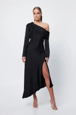 Mossman Two Souls Midi Dress Black Size 8 for rent on The Volte - image 1