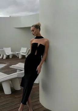 THE NEW ARRIVALS by İlkyaz Özel Holly in Sing Sing Black Dress Size 6/XS for rent on The Volte - image 2