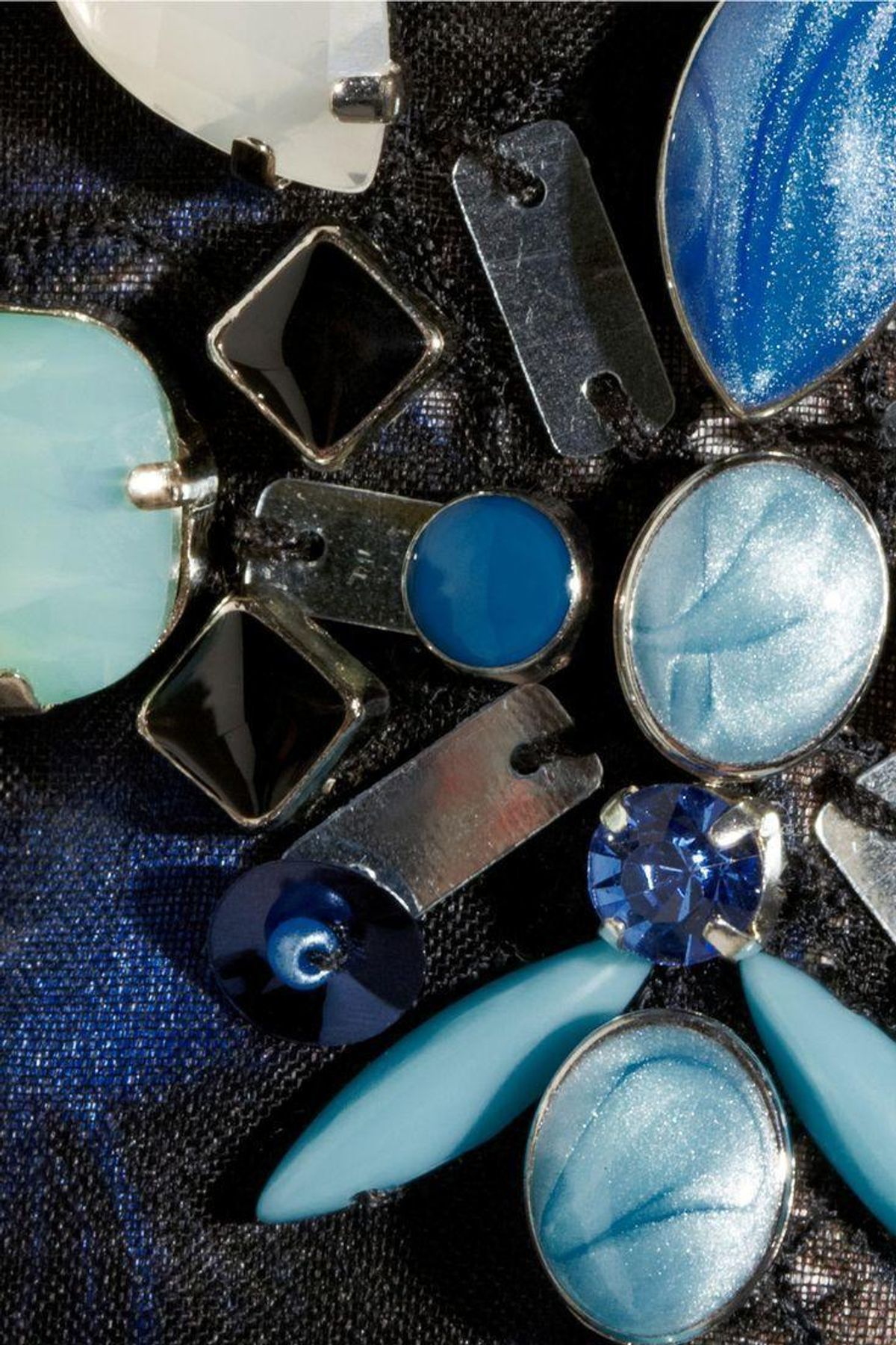 Biyan Lorelei embellished silk blend Dress Size 12 - Image 2