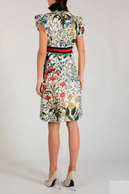 Gucci Floral Jersey Dress Print Size 10 for rent on The Volte - image 2
