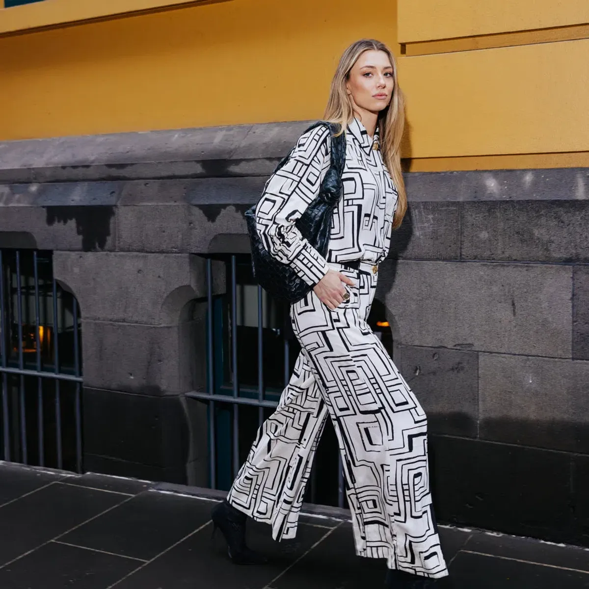 Aje Vortex Belted Shirt and Split Leg Pant Set Print Size 8 Top Size 14 Pants - Image 2