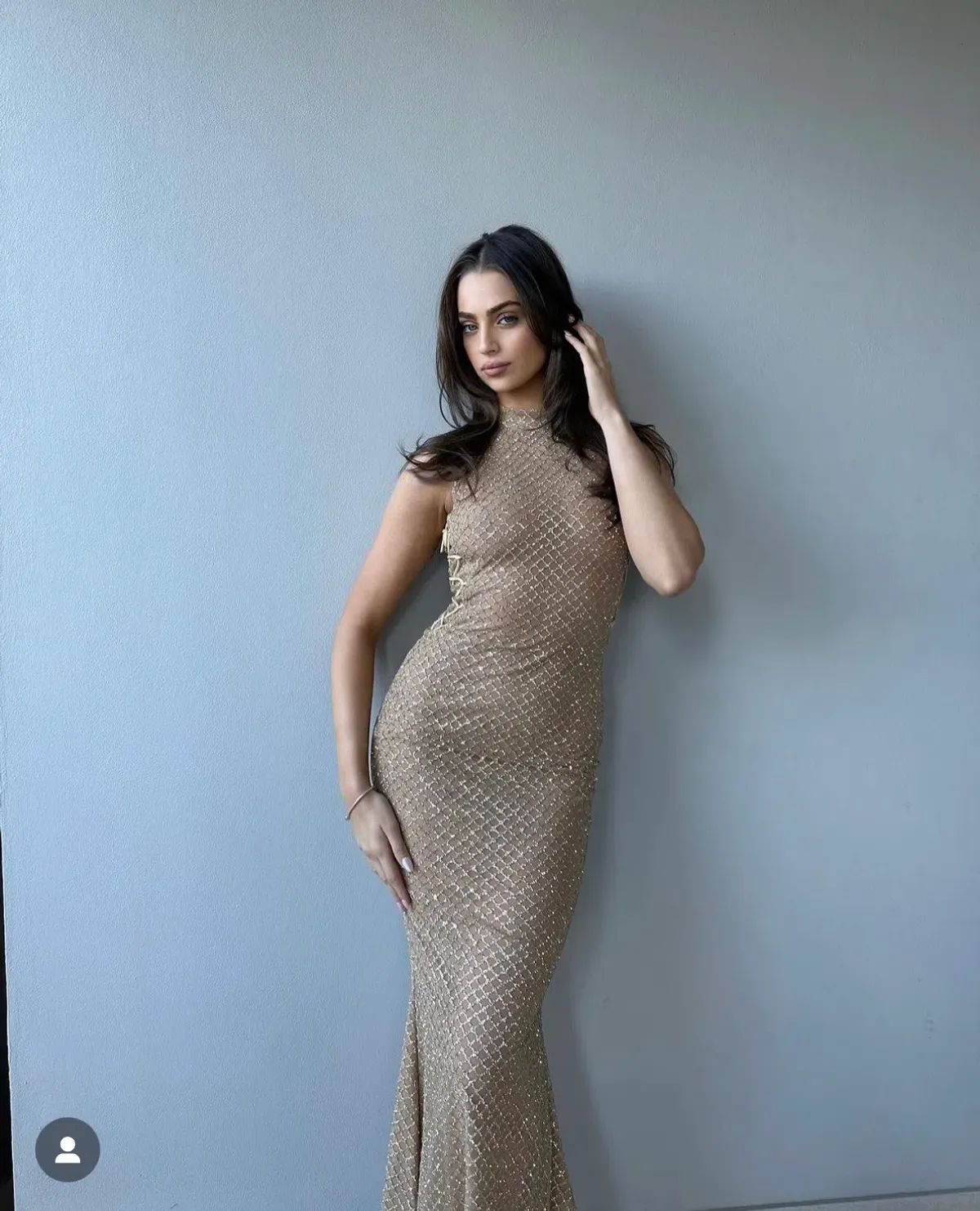 Dollhouse Zachery gown - Size 8 - Image 2