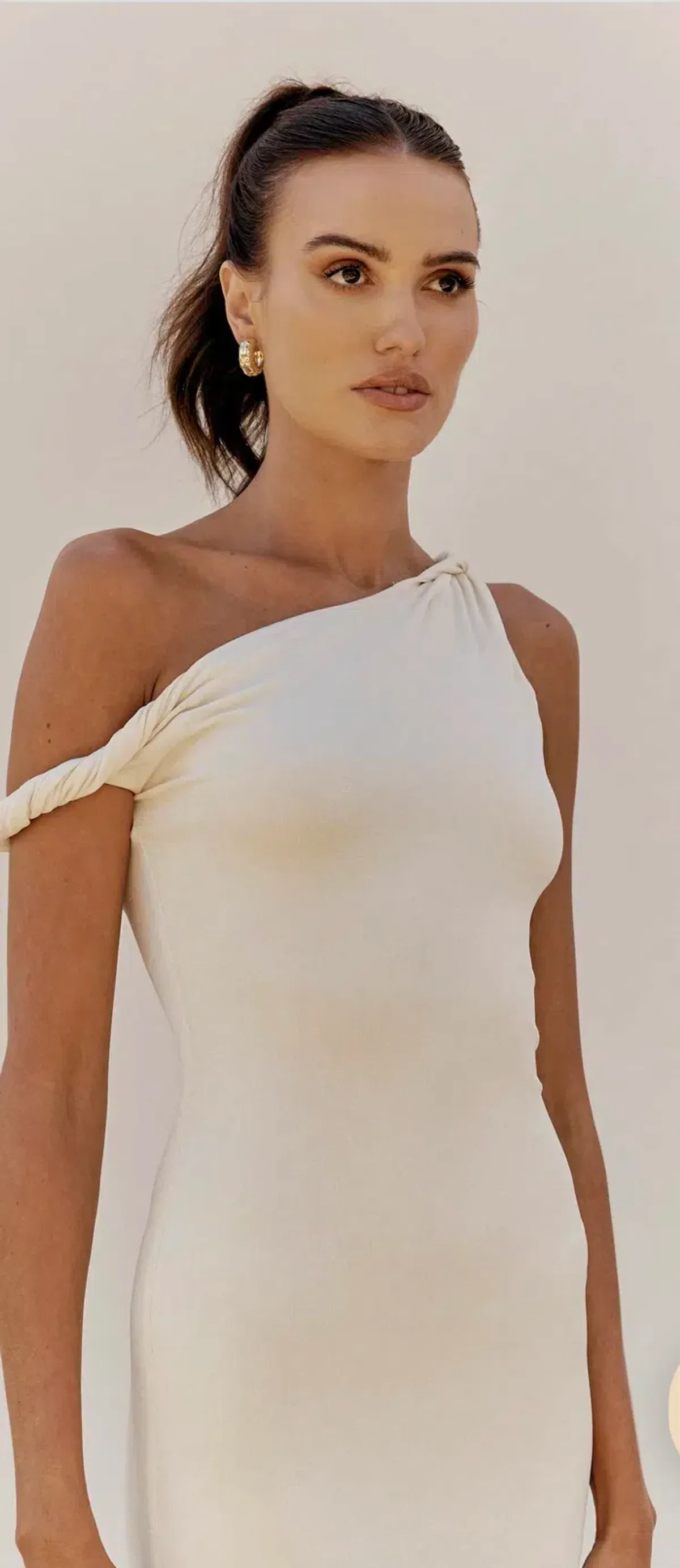 Johansen Official Poppy Gown Cream Size L / AU 12 - Image 2