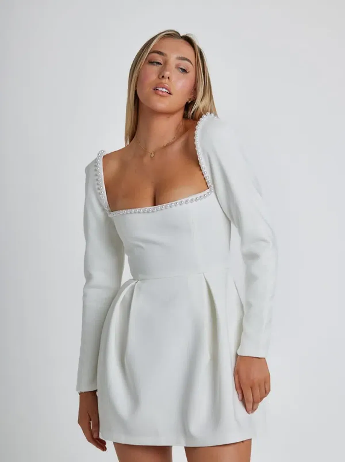 Odd Muse  The Ultimate Muse Pearl Dress White Size 10 - Image 1
