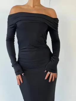 Effie Kats Gwen Gown Black Size M / AU 10 for rent on The Volte - image 5