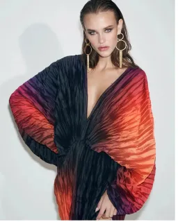 Lidee De Luxe Gown in Fire Ombré Size 8 for rent on The Volte - image 4