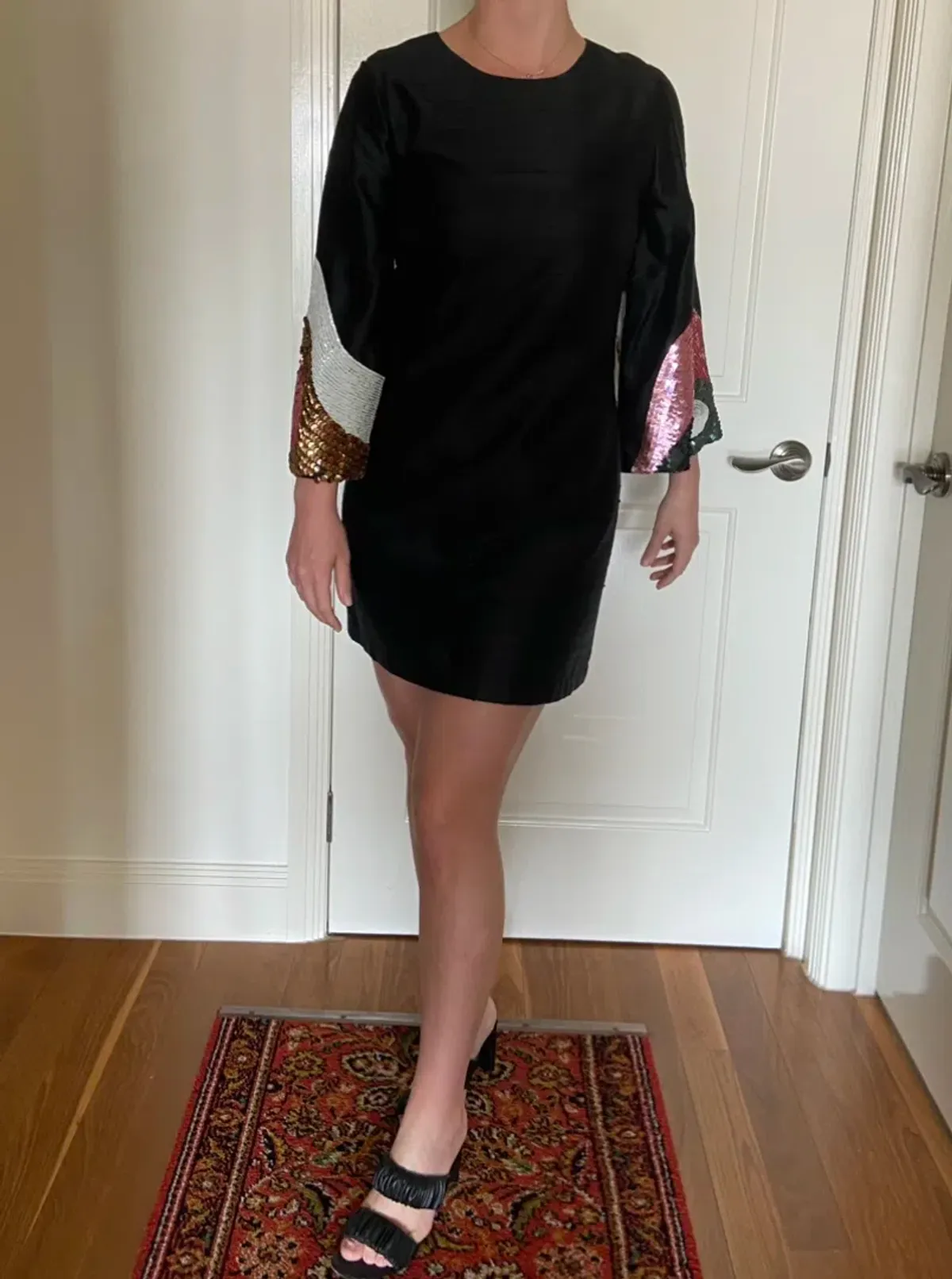 Gorman Batwing Shift Mini Dress with Sequin Sleeves Black Size 10 - Image 2