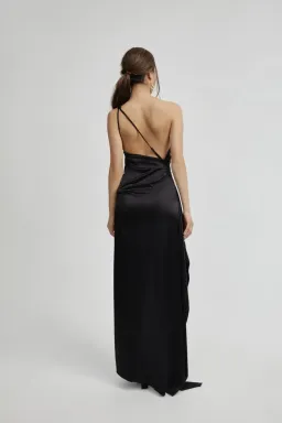 Lexi Samira Dress Black Size 6 for rent on The Volte - image 3