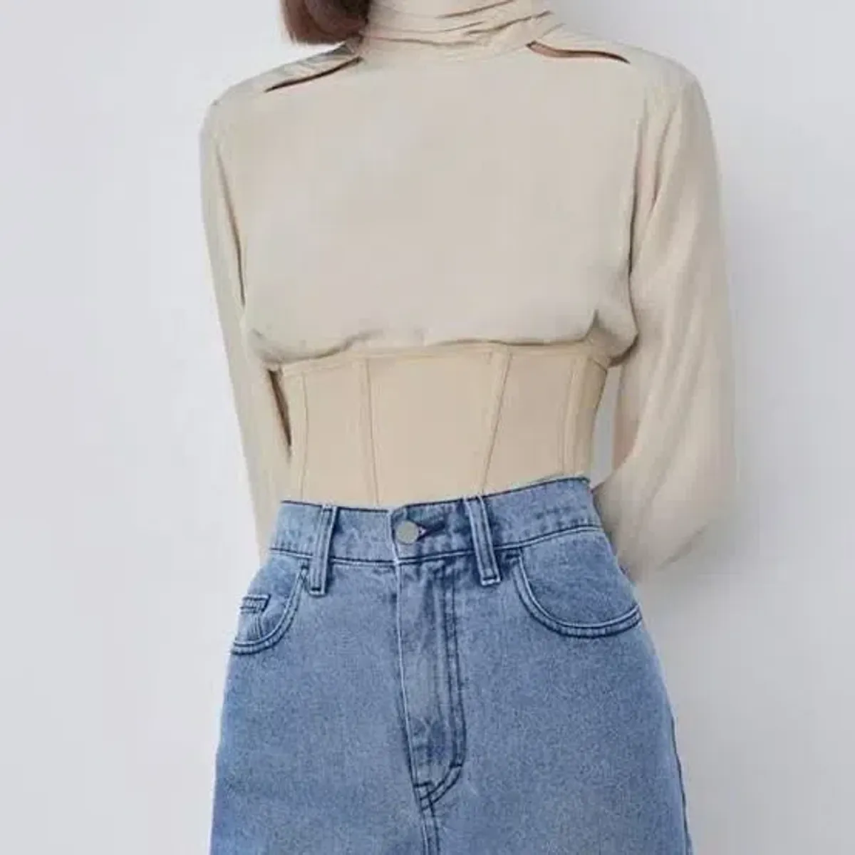 Viktoria and Woods Sistine Corset in Nude/Tan Size 4 - Image 4