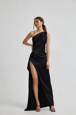 Lexi Samira Dress Black Size 8 for rent on The Volte - image 1