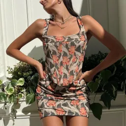 Miaou Campbell Set in Art Nouveau Size 10 for rent on The Volte - image 3