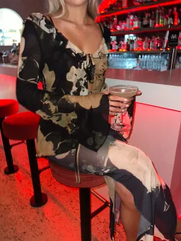 Isabelle Quinn Adeline Blouse & Marilyn Skirt Set Midnight Floral  Size 8 for rent on The Volte - image 5