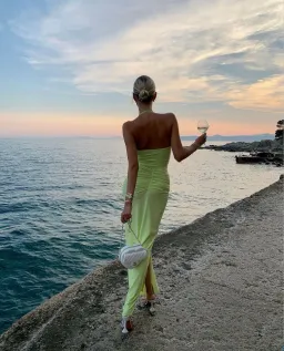 Natalie Rolt Shontae Gown Green Size 0/Au 6  for rent on The Volte - image 4