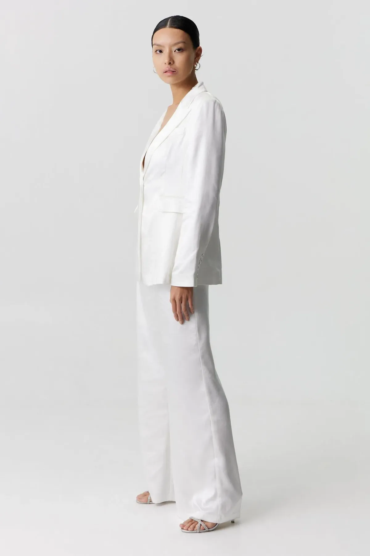 Third Form Satin Tailored Two-Piece Suit White Size 8 - Image 2