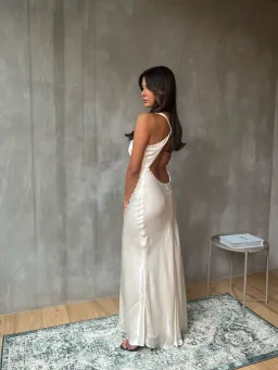 Ruth Tarvydas Open Back Vintage Maxi Dress White Size 8 for rent on The Volte - image 4