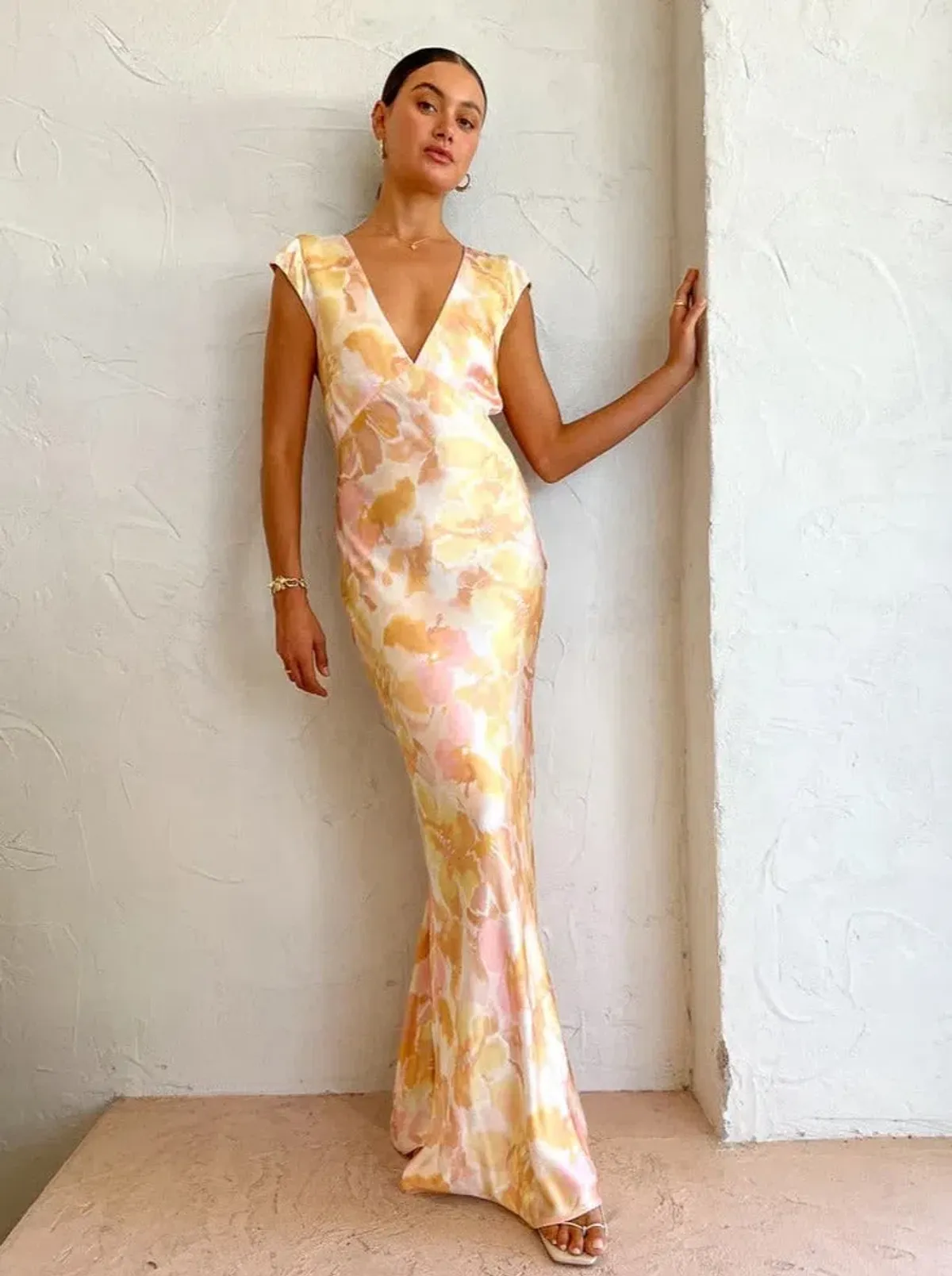 Bec & Bridge Indi V Maxi Dress in Floral Haze Size 8 - Image 1