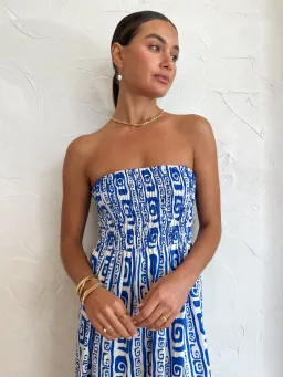 Faithfull the Brand Musee Midi Dress in Island Blue Pacific Print Size 6 for rent on The Volte - image 2