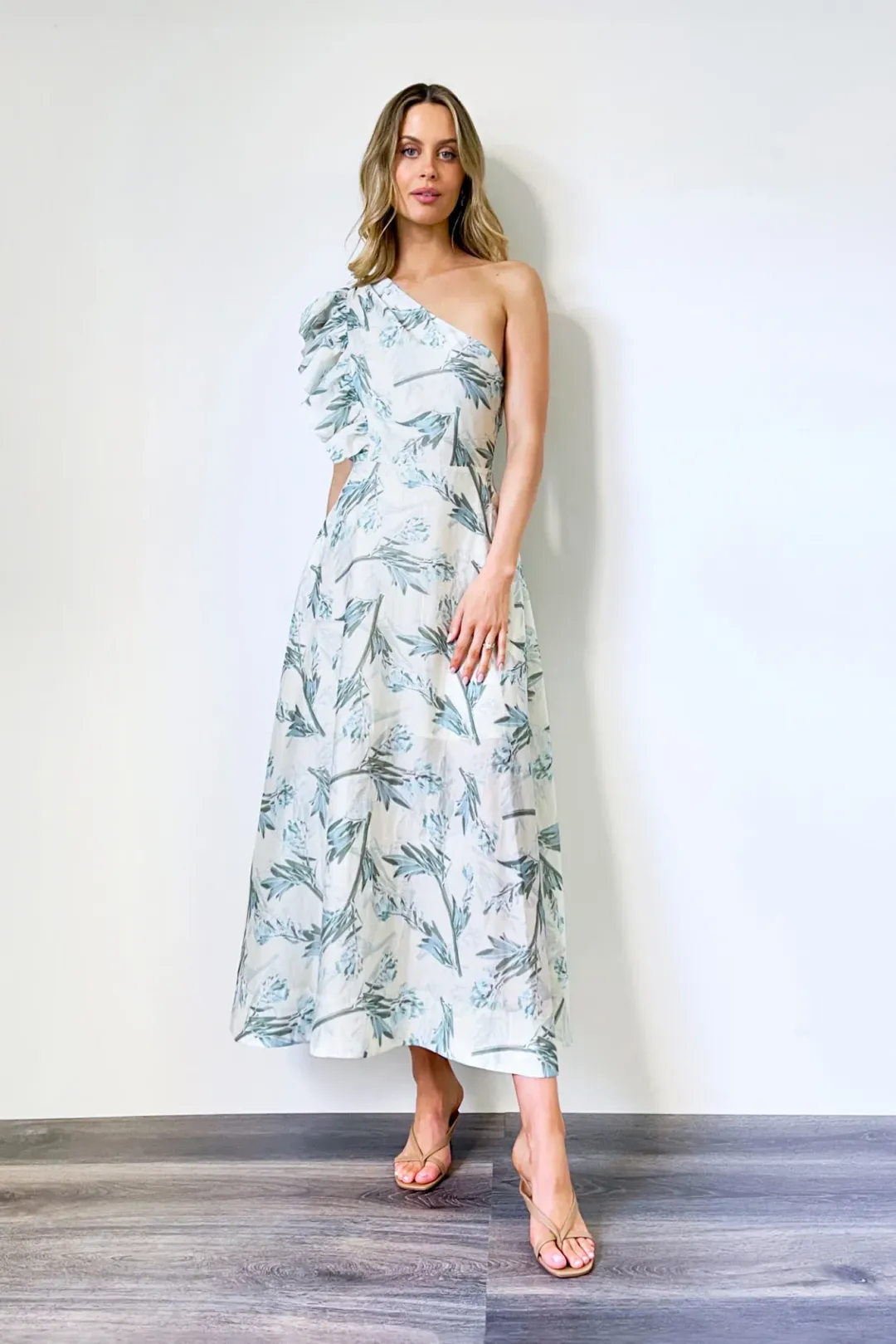 Lakeyo Lizane Midi Dress Print Size AU 8  for rent on The Volte - main image