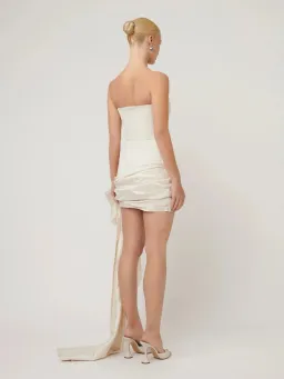 Effie Kats Nadia Dress in White Size AU 14 for rent on The Volte - image 2