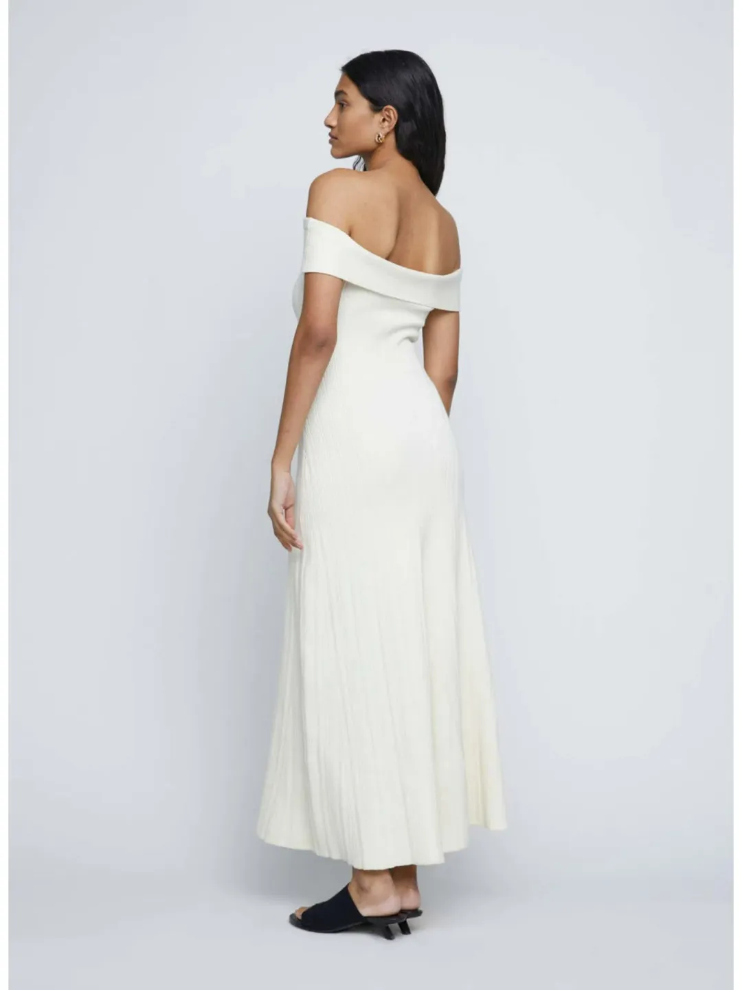 Anna Quan Neve Dress in Silence Size AU 8 for rent on The Volte - main image