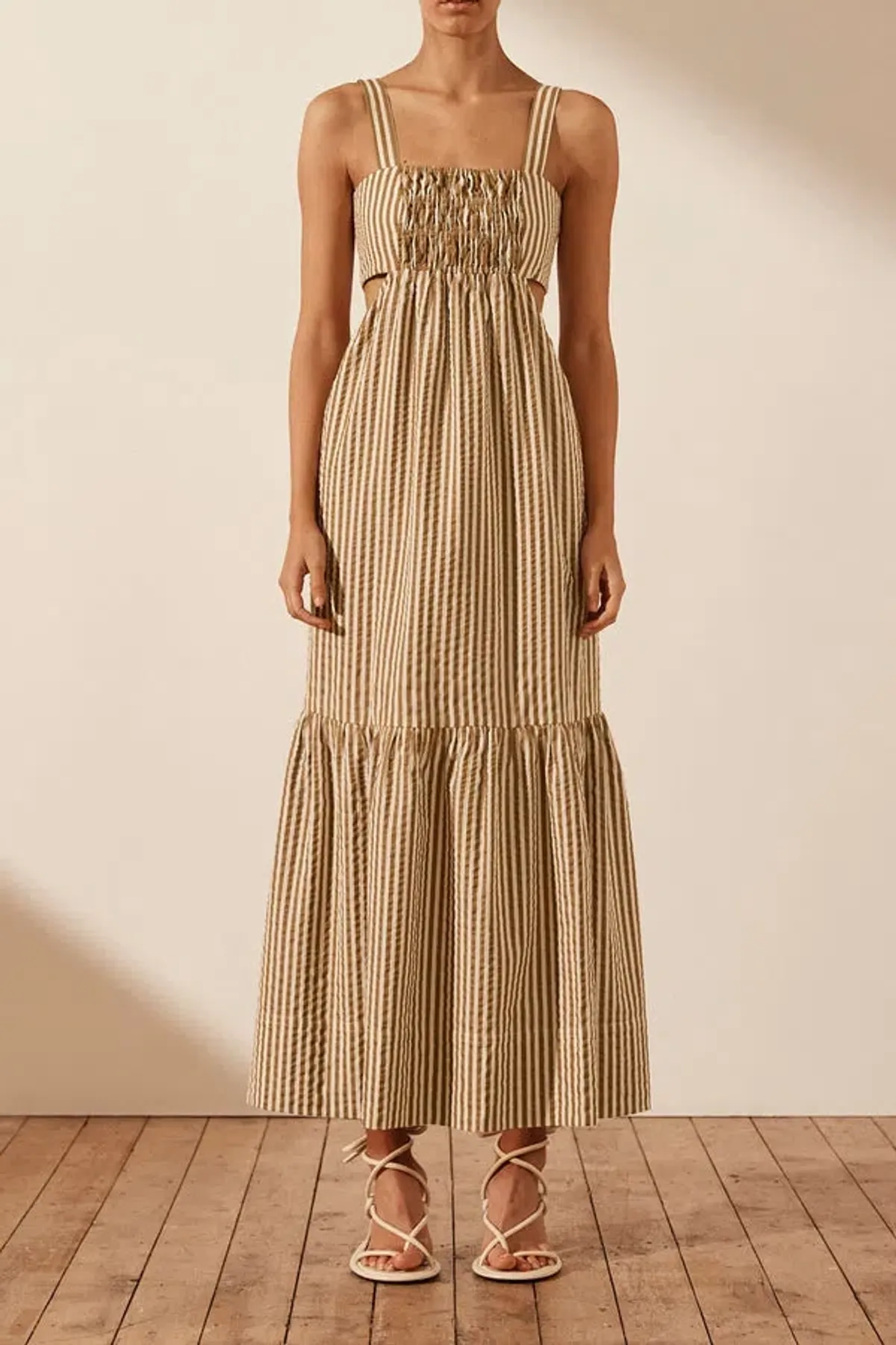 Shona Joy Hele Cut Out Ruched Midi Dress Print Size 10 for rent on The Volte - main image