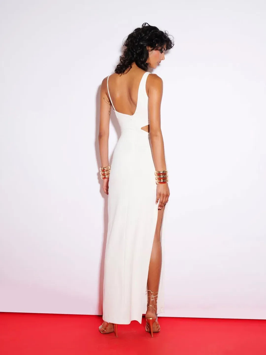 Effie Kats Jamu Gown White Size XS/ AU 6 for rent on The Volte - main image