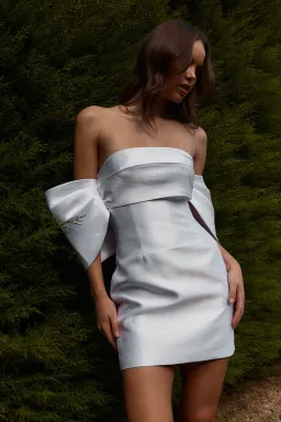 Bianca & Bridgett Eden Mini Dress White Size 10 for rent on The Volte - image 3