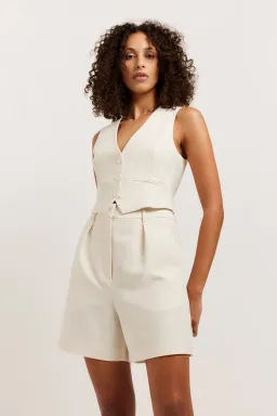 Henne Ari Shorts and Vest Set in Chalk Size 6 for rent on The Volte - image 3