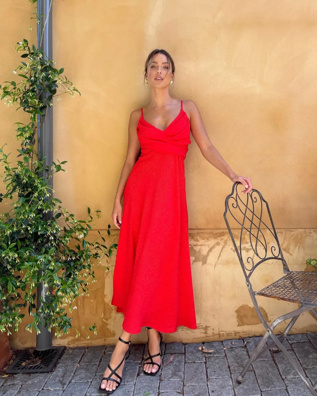 Sheike Manhattan Dress Scarlett Size 16  for rent on The Volte - main image