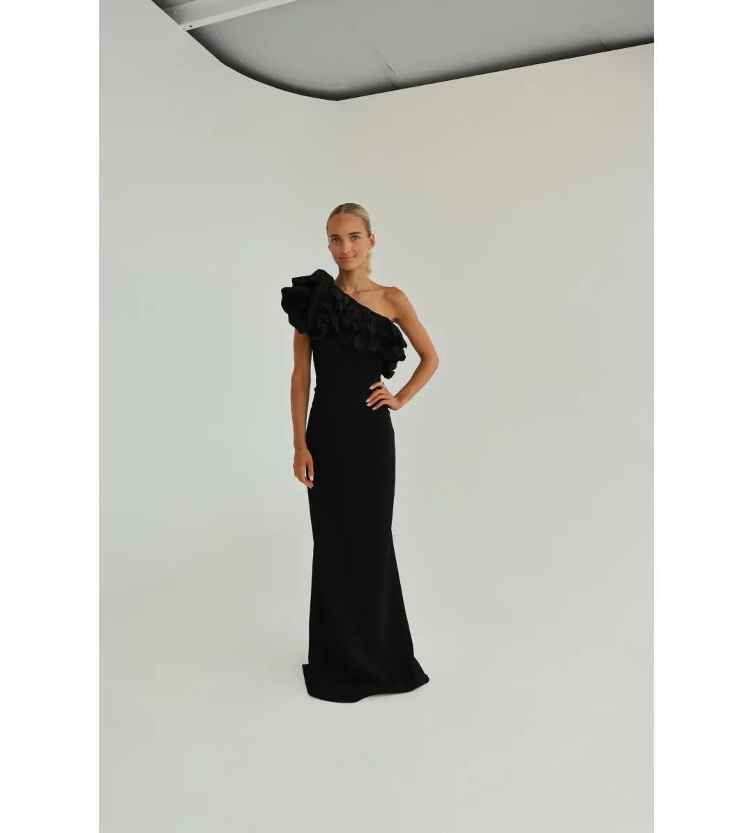 Rebecca Vallance Chloe One-Shoulder Taffeta-Trimmed Stretch Gown Black Size 6 for rent on The Volte - main image