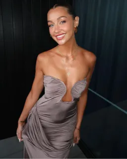 Paris Georgia Val Dress Concrete Size 8 for rent on The Volte - image 4