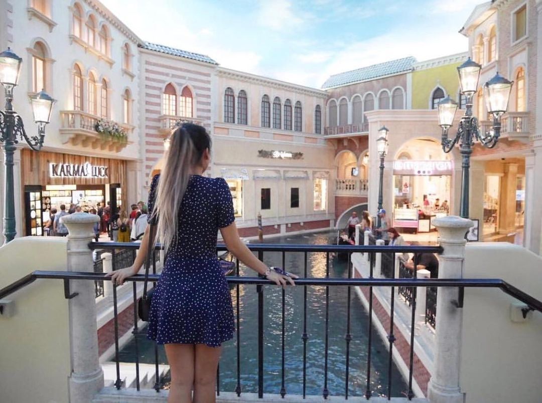 Realisation Par Ozzie Mini Dress Navy Star Size 4 for rent on The Volte - main image