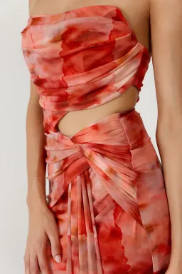 Lexi Fleur Dress Print Size 8  for rent on The Volte - image 2