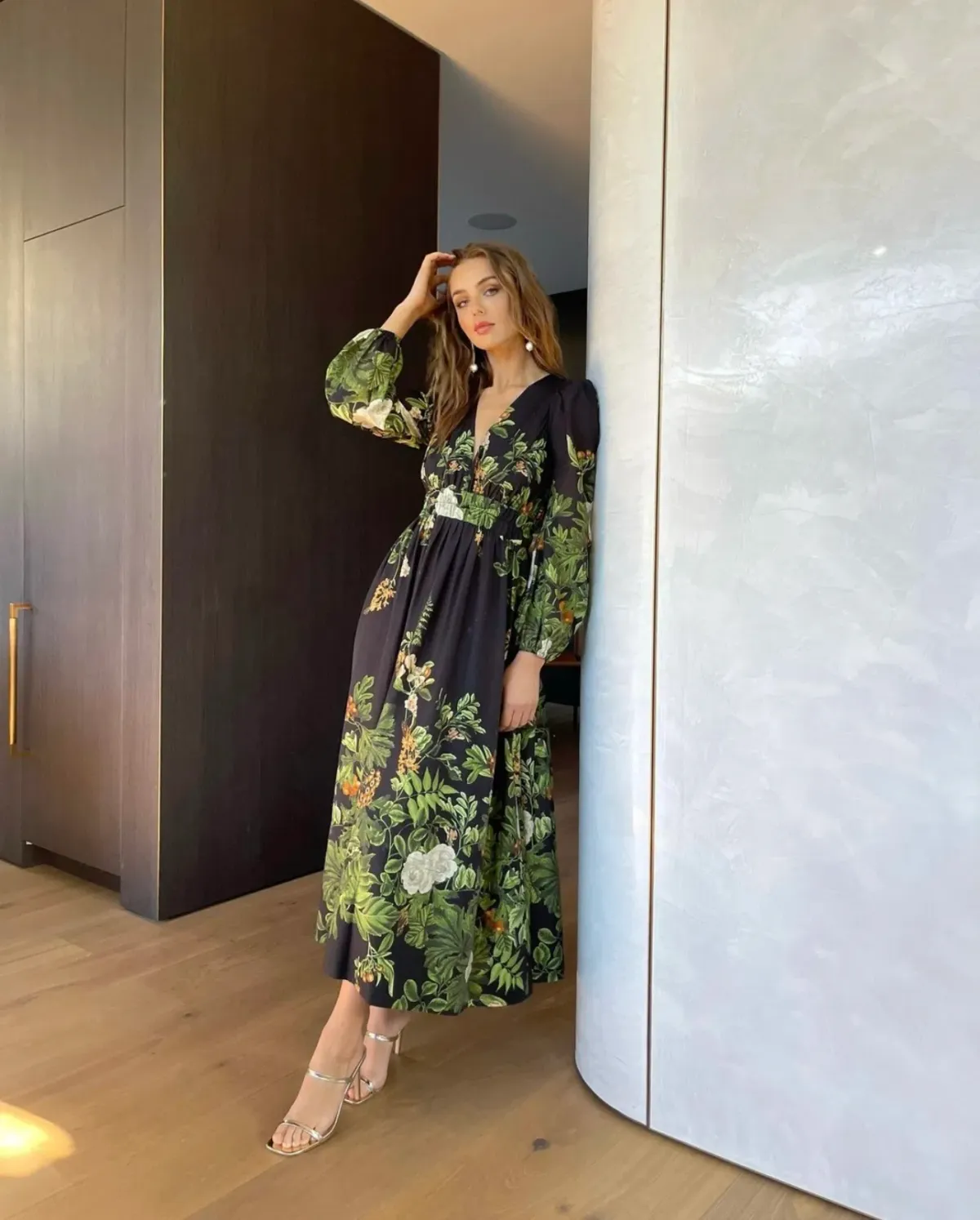 Sheike Garden of Eden Maxi Black Floral Size 16 for rent on The Volte - main image