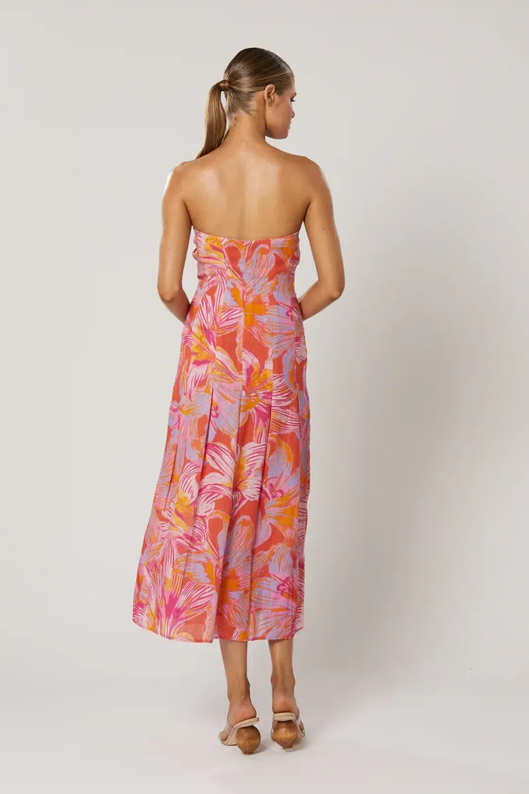 Winona Avalyn Midi Dress Floral Size 10 for rent on The Volte - main image