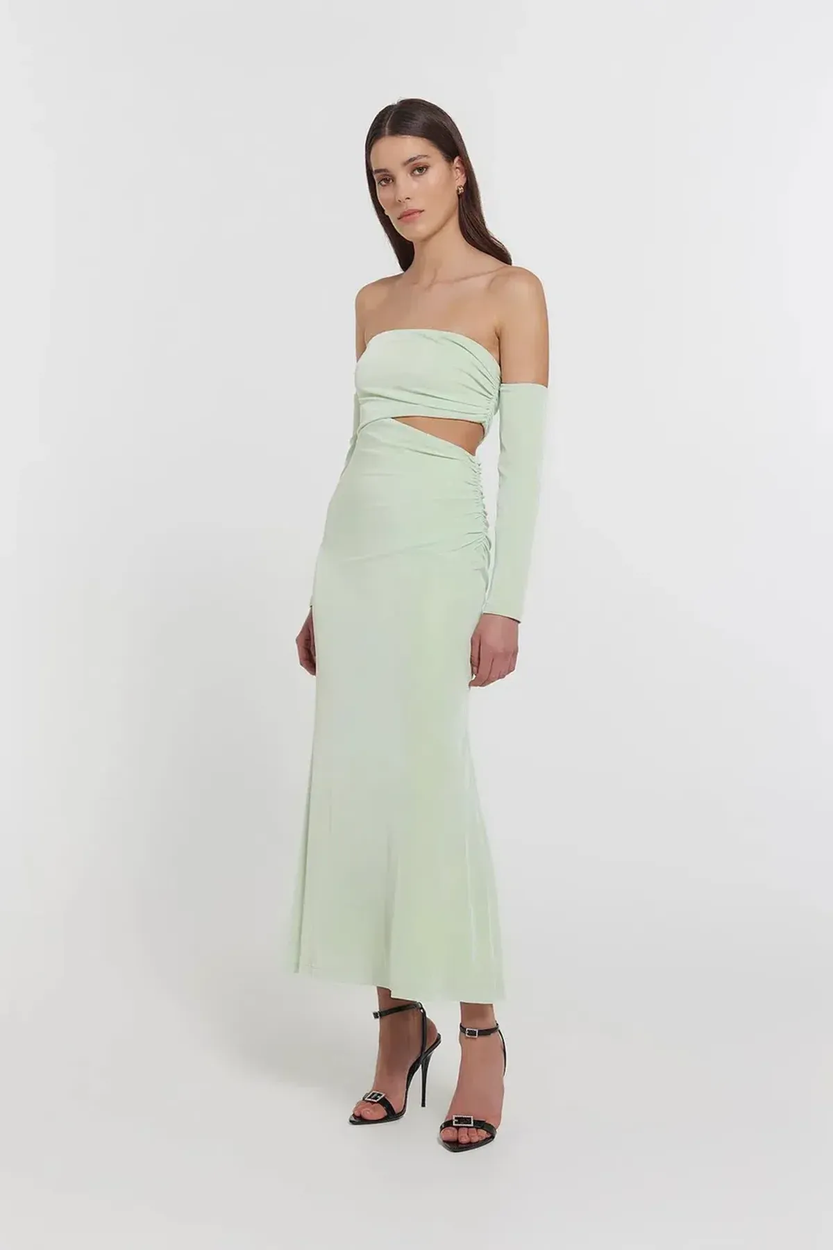 Kianna Gordon Dress in Mint Green Size AUS 6 for rent on The Volte - main image