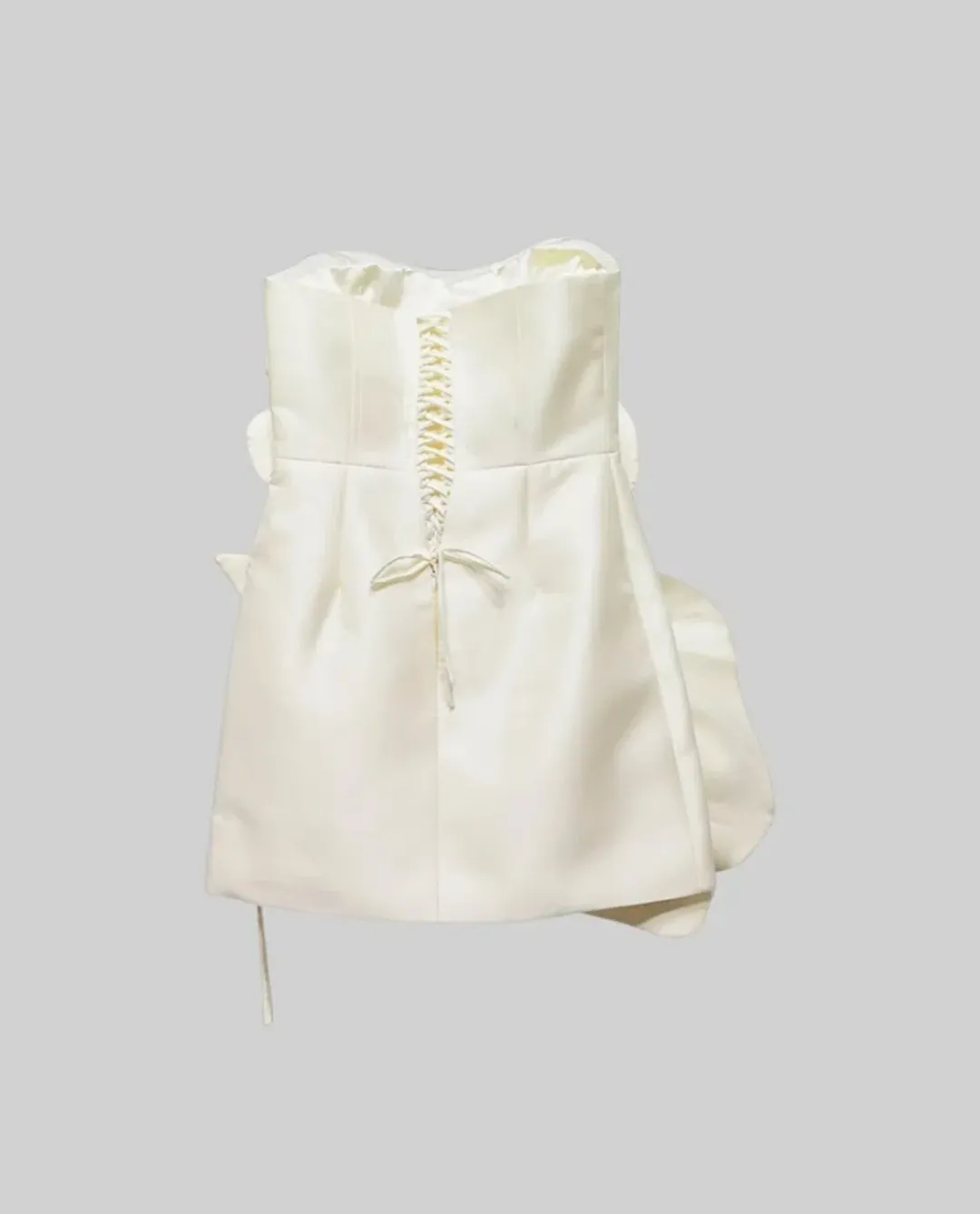 Sierra Darien  Voluminous Flower Design Dress Ivoire Size 10  for rent on The Volte - main image