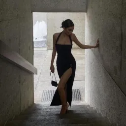 Love Nookie Vera Velvet Gown Black Size 6 for rent on The Volte - image 4