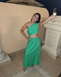 Venroy The Draped One Shoulder Cut Out Midi Dress in Vibrant Green Size M / AU 10 for rent on The Volte - image 4