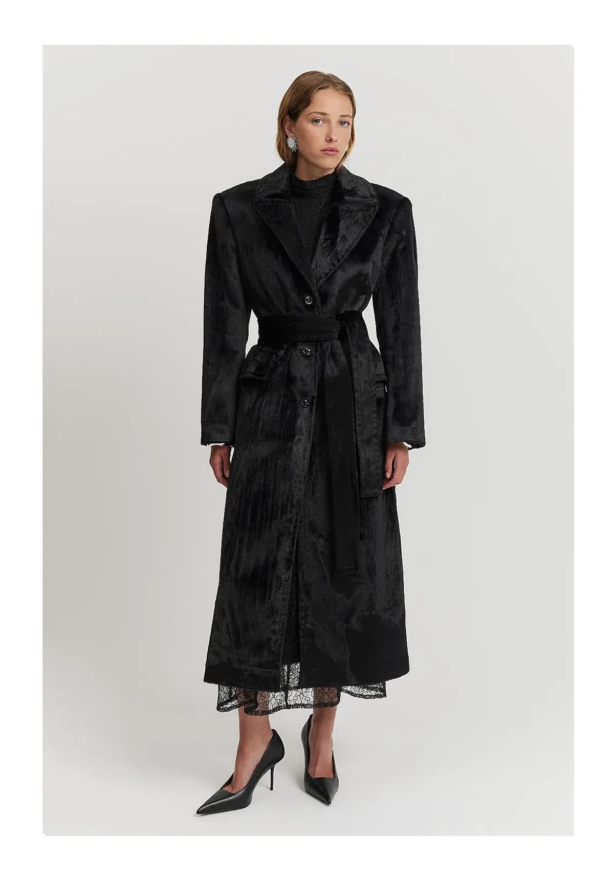 Country Road Black Velvet Coat Black Size 10 for rent on The Volte - main image