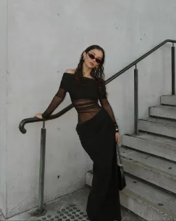 Benni Yasmin Off Shoulder Maxi Dress Black Size 8 for rent on The Volte - image 3