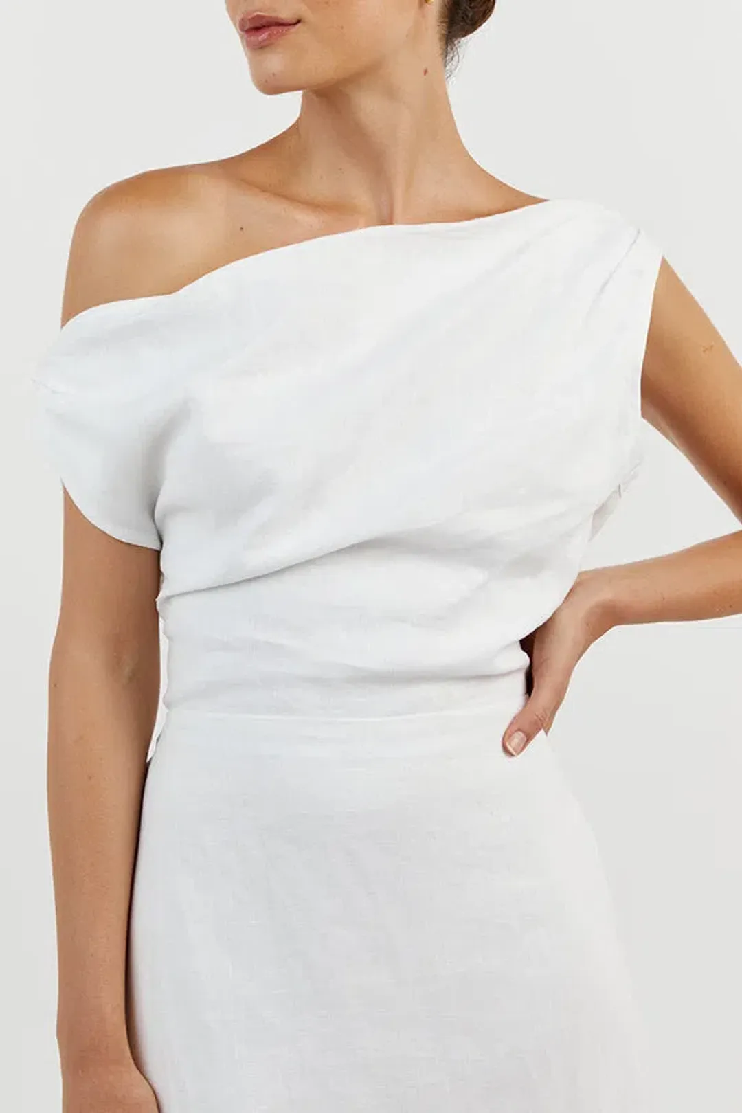 Dissh Cass Linen Asym Midi Dress White Size 8 for rent on The Volte - main image