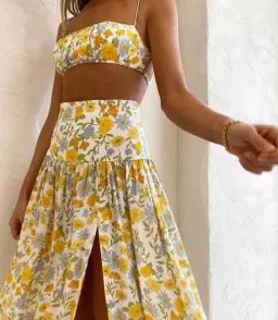 Bec & Bridge Cali Sun Set Floral Size AU 8 for rent on The Volte - image 3