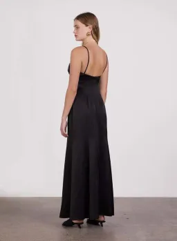 Anna Quan Elle Dress Black Size 10 for rent on The Volte - image 2