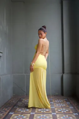 Deconduarte Belle Maxi Dress Yellow Size 6 for rent on The Volte - image 3