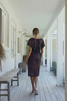 Tania Olsen Yolanda Mother of the Bride Dress Plum Size 14  for rent on The Volte - image 2