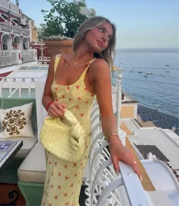 Realisation Par Allegra Maxi Dress Verona Floral Print Size XS / AU 6 for rent on The Volte - image 3